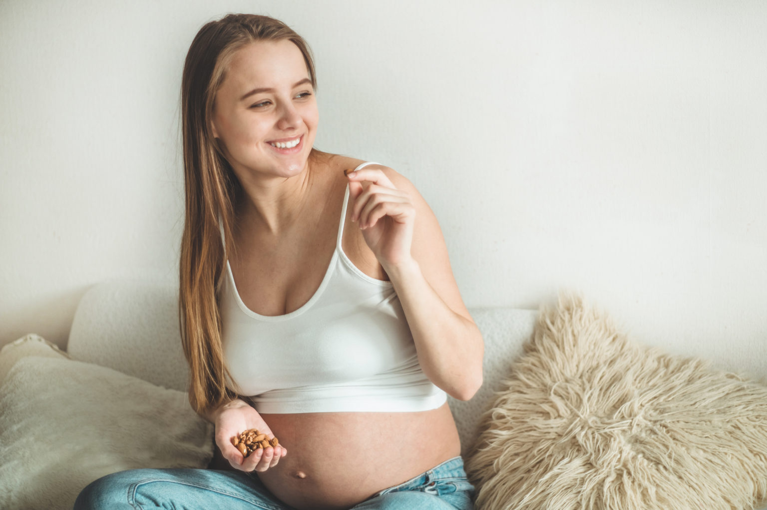 eating-nuts-while-pregnant-imalac